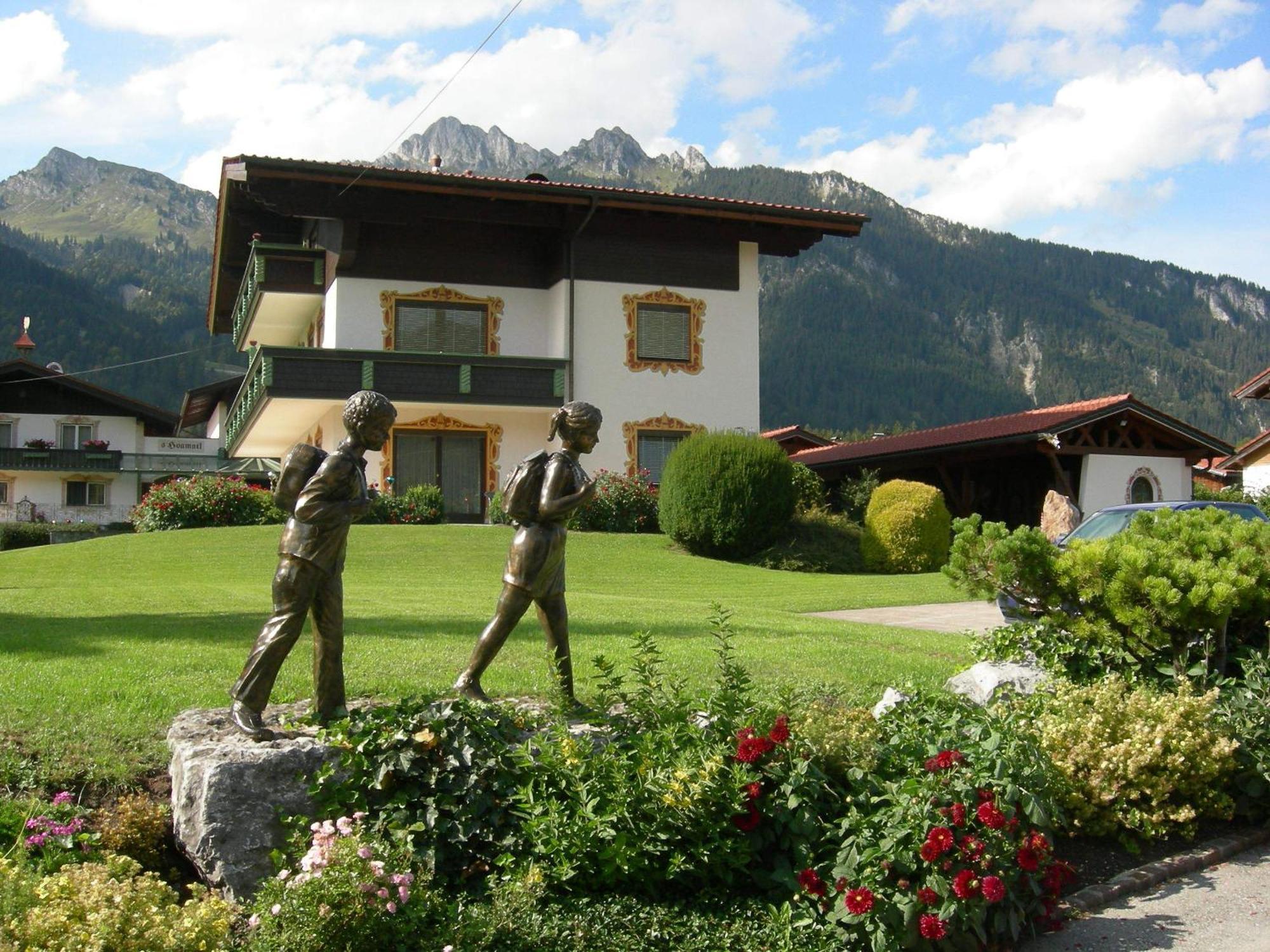 S'Hoamatl Hotel Höfen Екстериор снимка